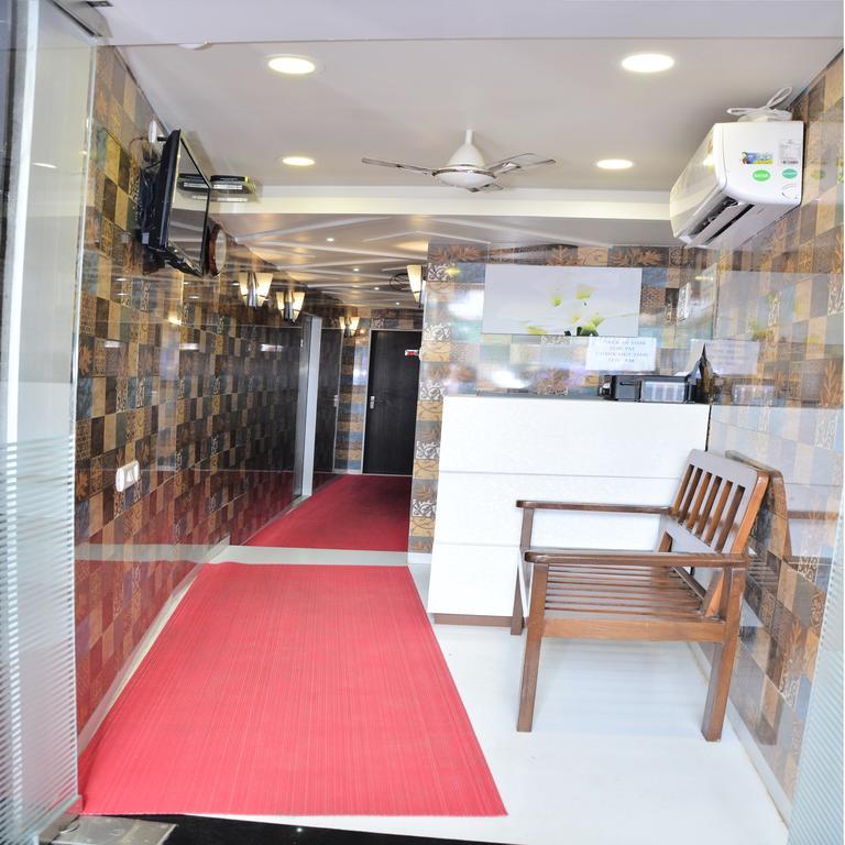 Premier Inn Mumbai  Buitenkant foto