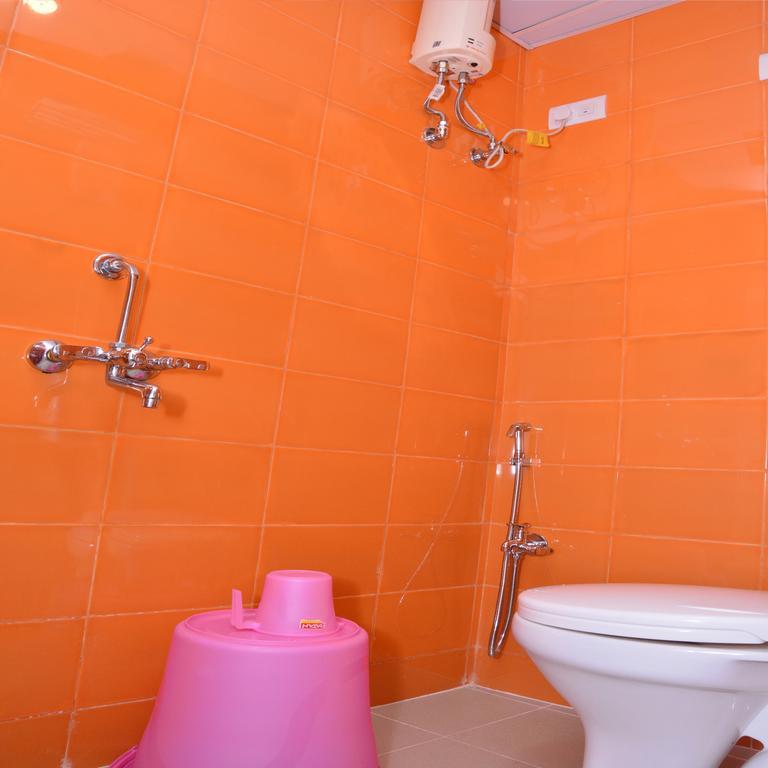 Premier Inn Mumbai  Buitenkant foto